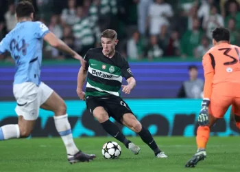 Arsenal Bidik Ollie Watkins Usai Gagal Gaet Gyokeres