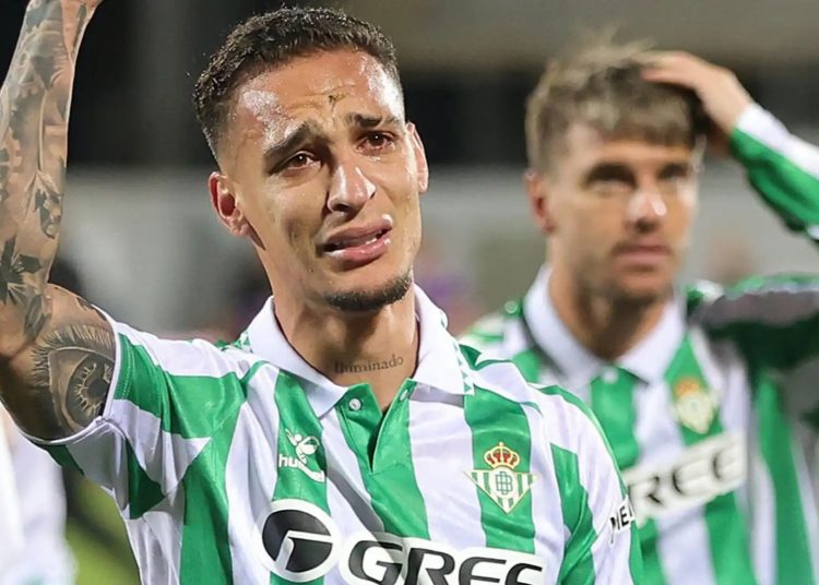 Antony Ucapkan Perpisahan Emosional untuk Real Betis