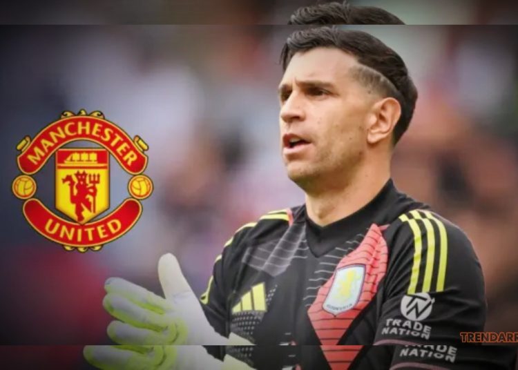 Emiliano Martinez Disebut Calon Schmeichel Baru di MU