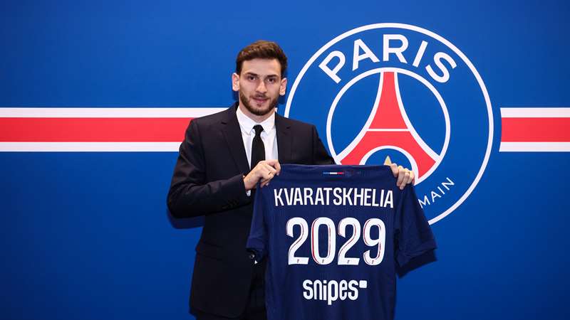 Khvicha Kvaratskhelia - Dok-Foto. en.psg.fr