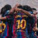 Van Bronckhorst Sebut Barcelona Tim Terbaik Dunia